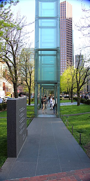 145-Мемориал Холокоста, Бостон